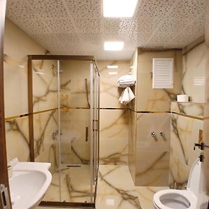 Großes Doppelzimmer